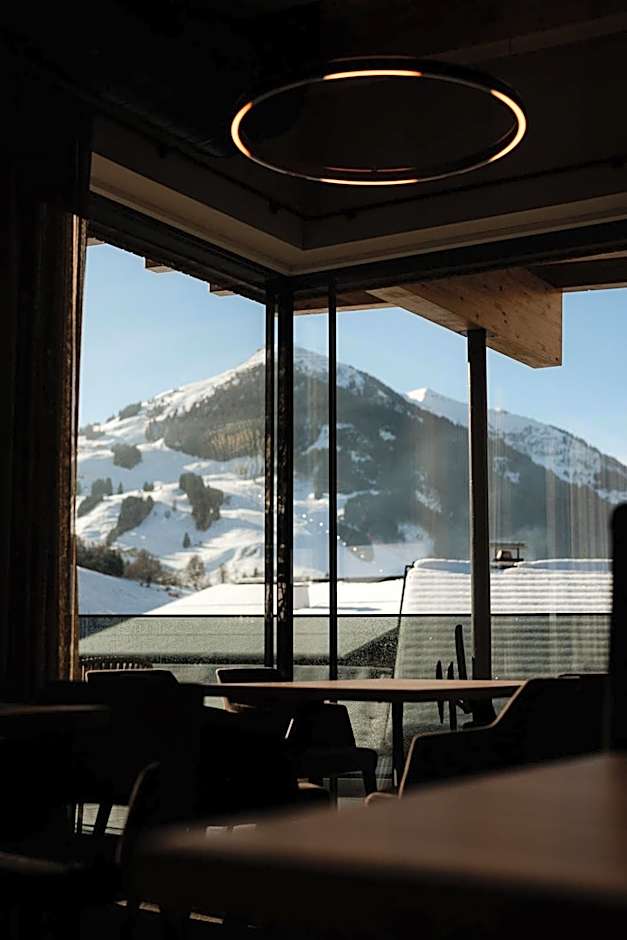 LH Suites Aparthotel - NEW since 2025