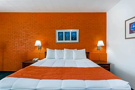 King Room - Mobility Access/Non-Smoking