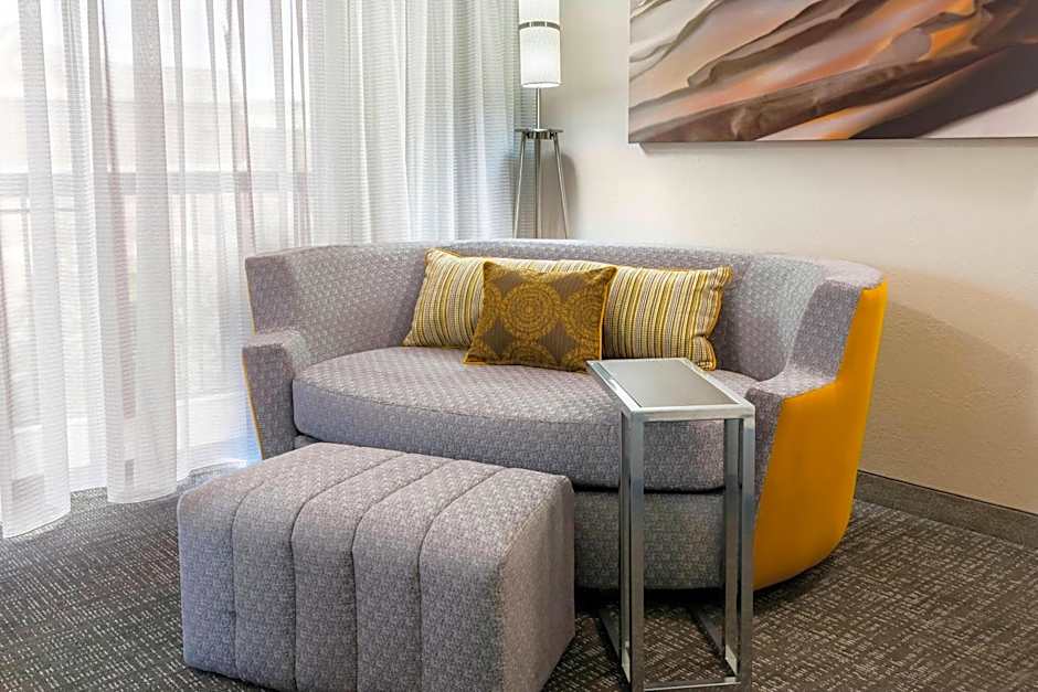 Courtyard by Marriott Mobile