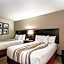 La Quinta Inn & Suites by Wyndham Vancouver Airport