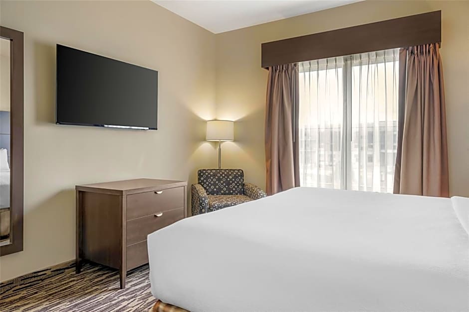 Best Western Plus Bridgewater Hotel & Convention Centre