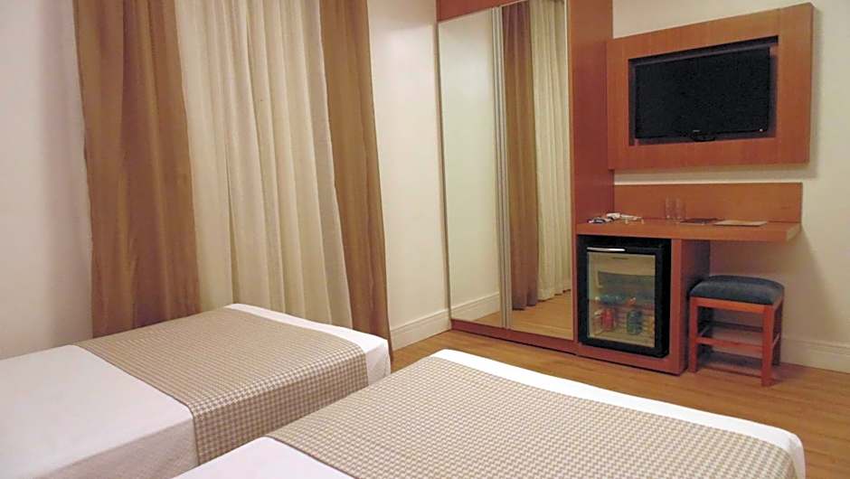 Mirasol Copacabana Hotel