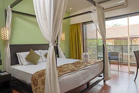 Superior Room with Balcony
