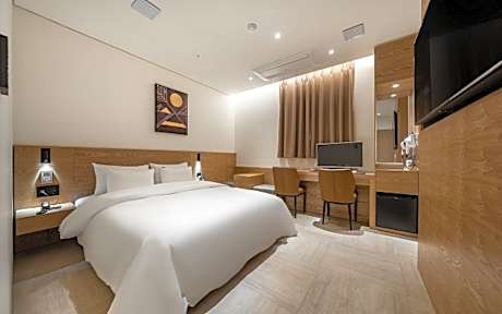 Ansan Luem Hotel
