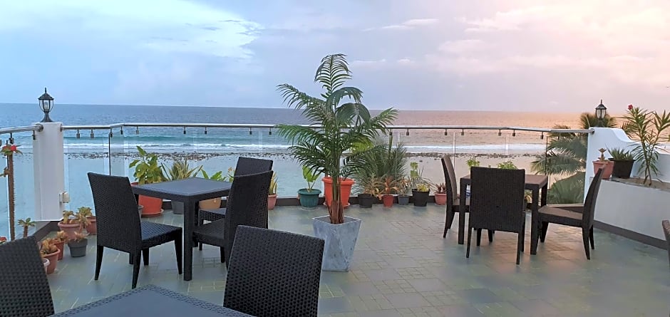 Huvan Beach Hotel at Hulhumale'