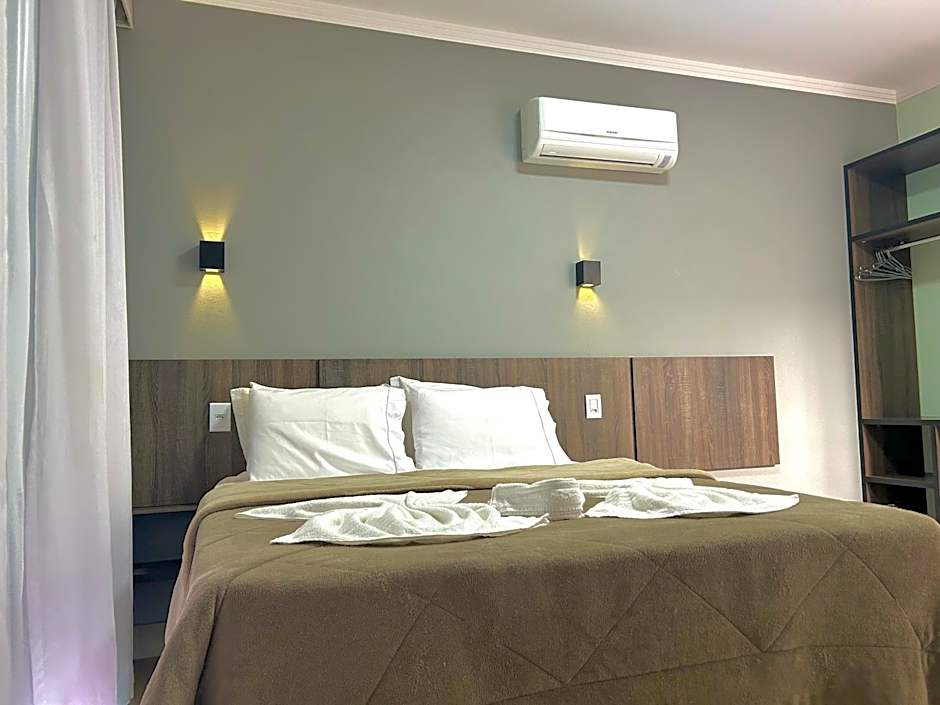 Pousada Rainha Dos Lagos