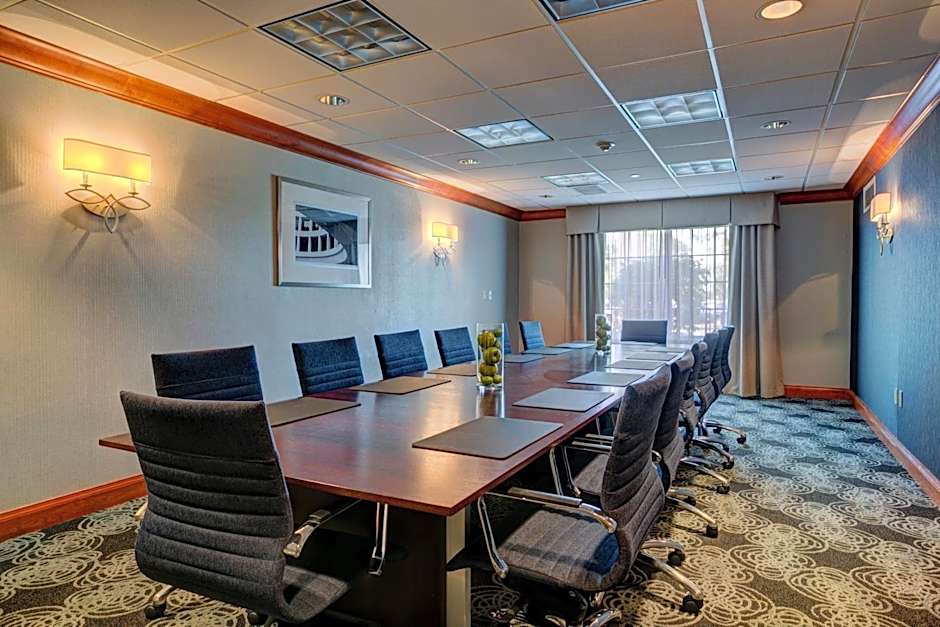 Holiday Inn Milwaukee Airport By IHG