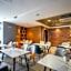 James Joyce Coffetel Shijiazhuang the Mixc Jinyuan Tower Airport Bus