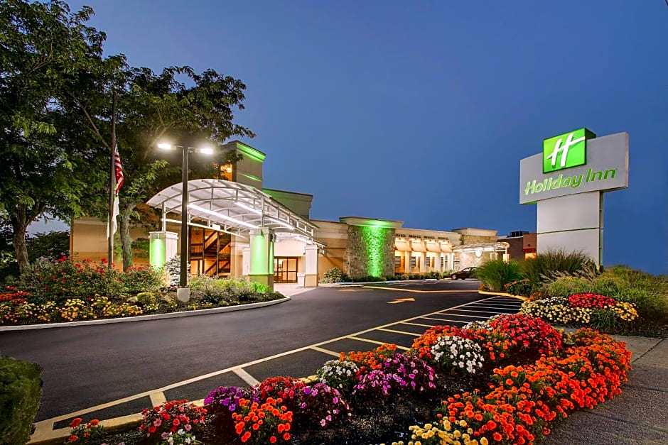 Holiday Inn Westbury-Long Island