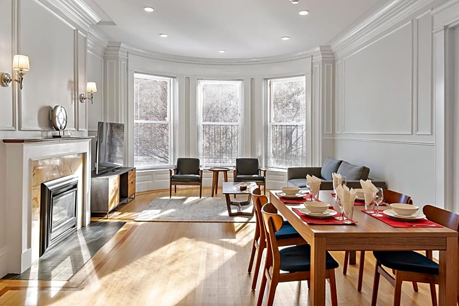 Charlesgate Suites