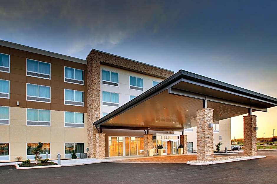 Holiday Inn Express & suites Findlay North By IHG