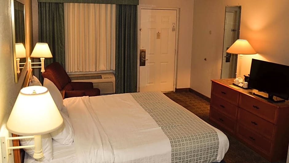 Magnuson Hotel Texarkana