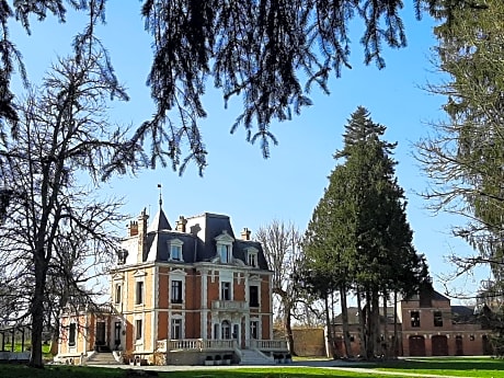 Chateau Sourliavoux, appartement en chambres d'hôtes