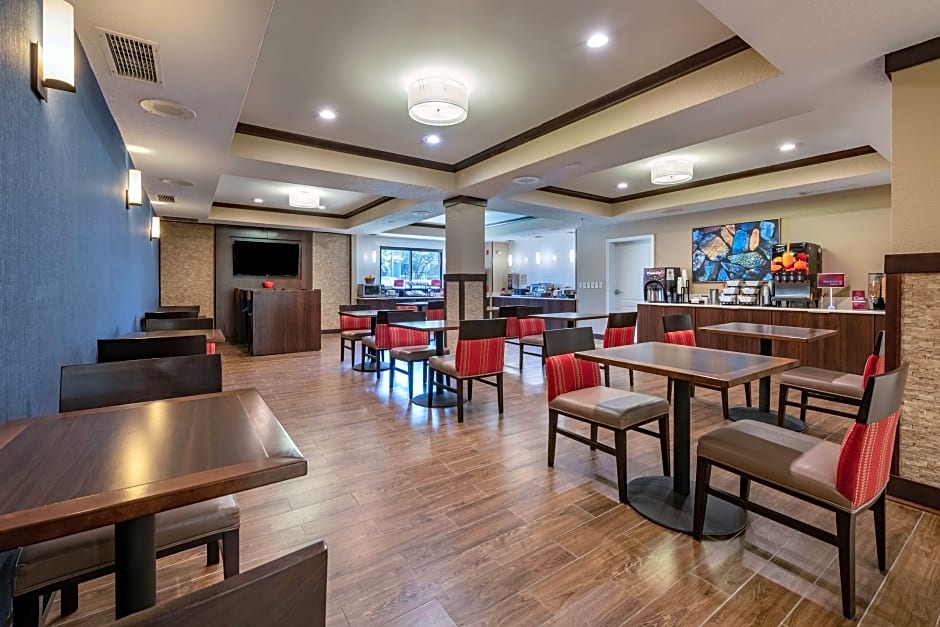 Best Western Plus Orlando East- UCF Area  