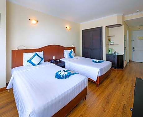 Superior Twin Room with Sea View