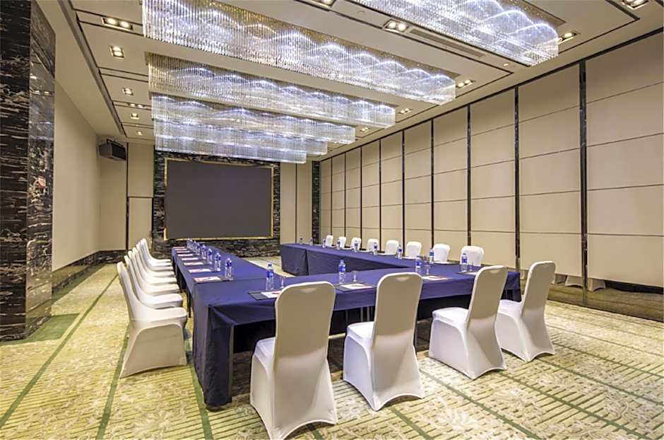 Ramada Plaza Qiandeng Kunshan