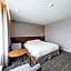 Hotel With City