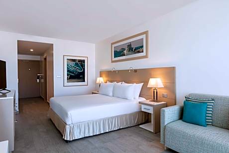 Junior Suite Ocean Front