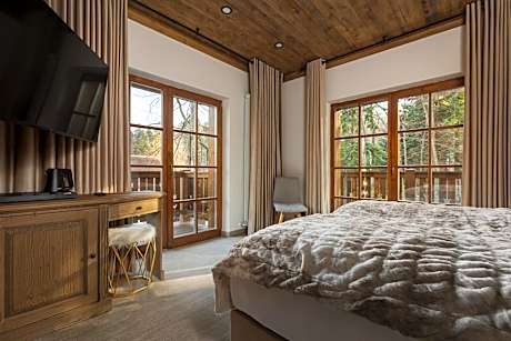 Deluxe Double Room with Balcony