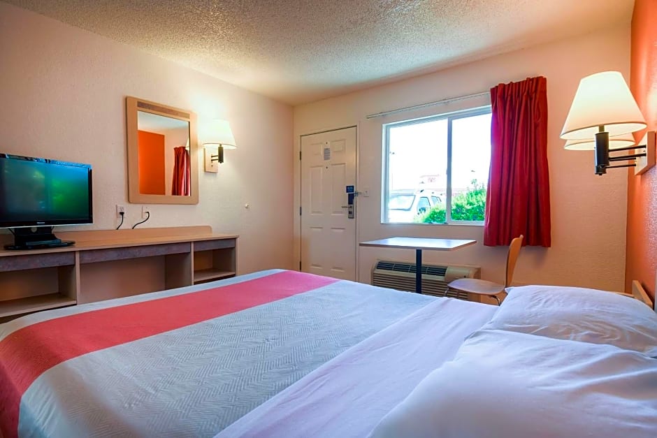 Motel 6-Las Vegas, NV - Boulder Hwy