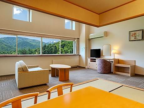 Japanese-Style 6 Tatami with Living Room, Non-Smoking