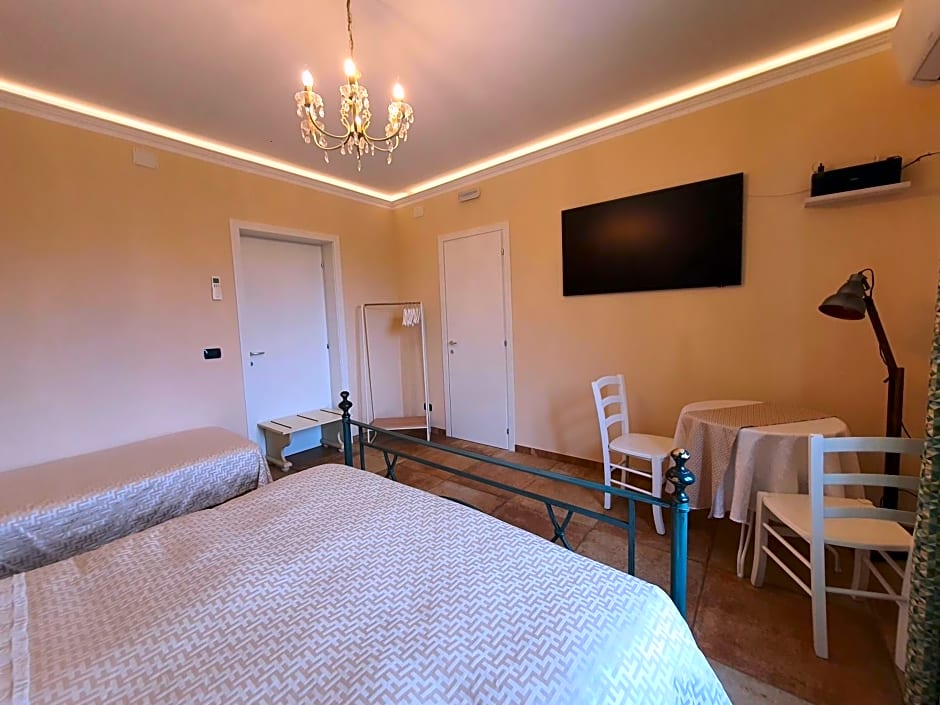 Villa Malvasio Pool and Jacuzzi Room Sassari