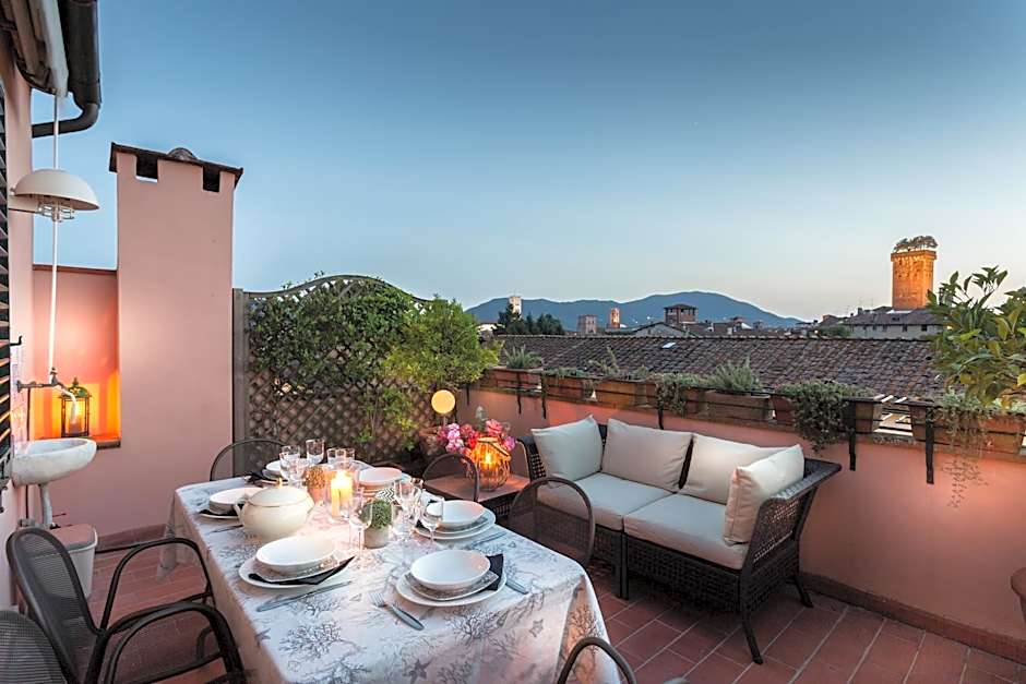Casa Emy in Lucca With 3 Bedrooms and 2 Bathrooms