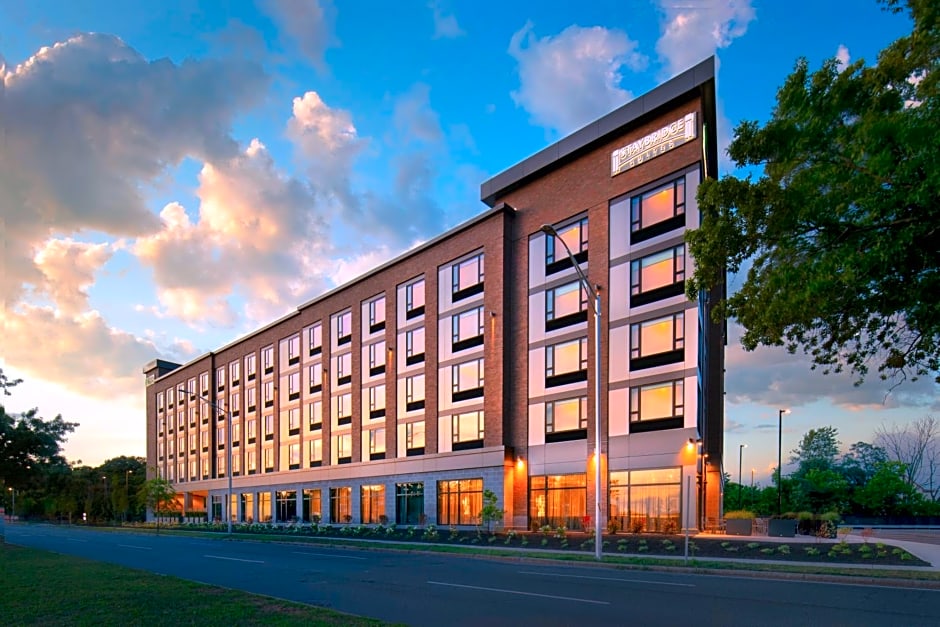 Holiday Inn Express Boston Logan Airport - Revere