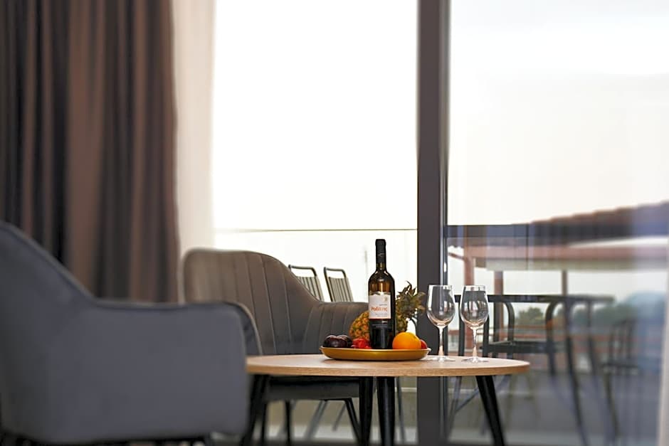 Mavili Luxury Apartments