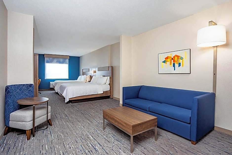 Photo 1 of 2 of 2 Queen Beds Suite, Mobility Accessible, Bathtub
