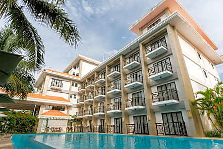 Costa Palawan Resort