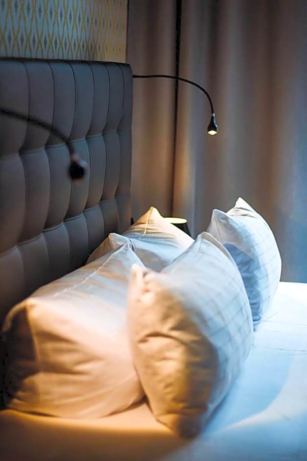 Hotel Goldene Traube - by Neugart