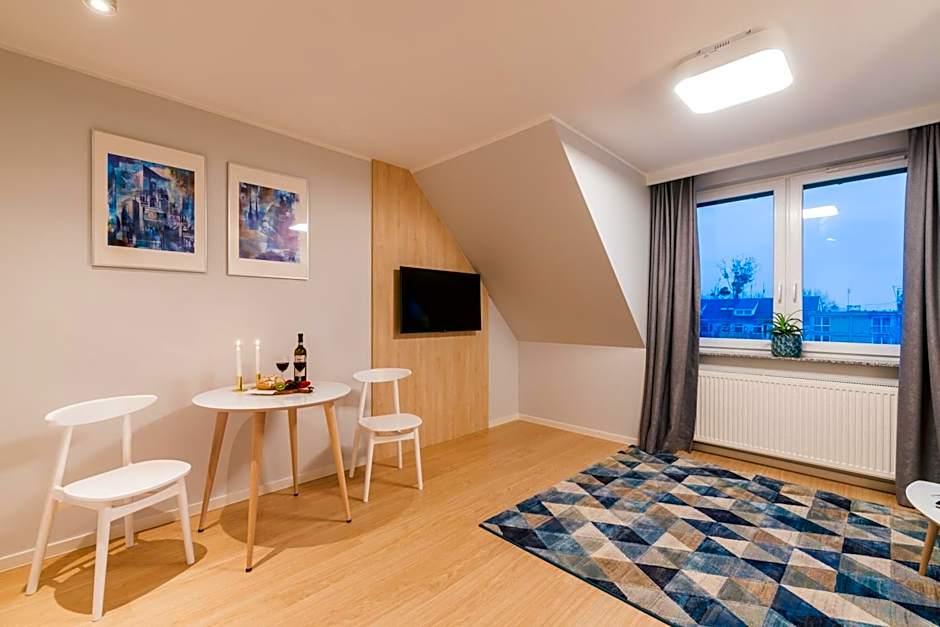 Q17 Apartments Rynek