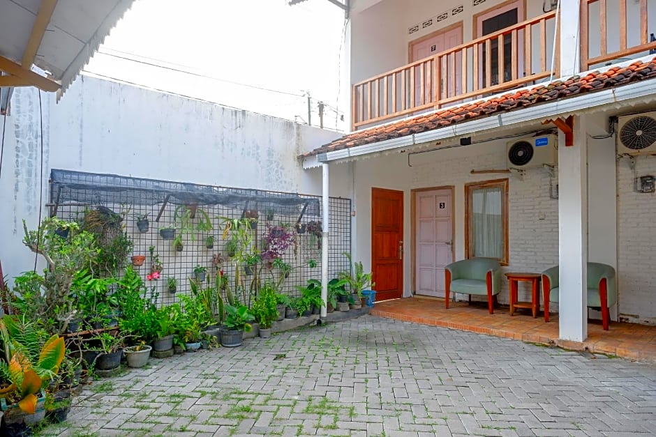 RedDoorz near Plengkung Gading 2