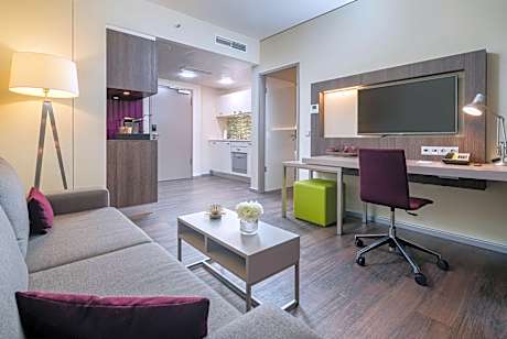 Superior King Apartment