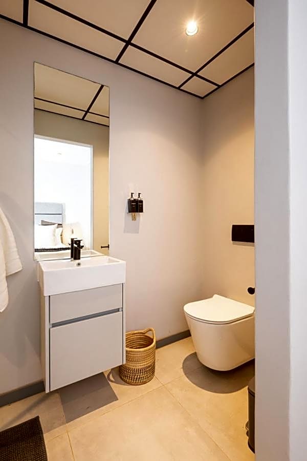 Luxury Bellagio 004 Two Bed with Inverter