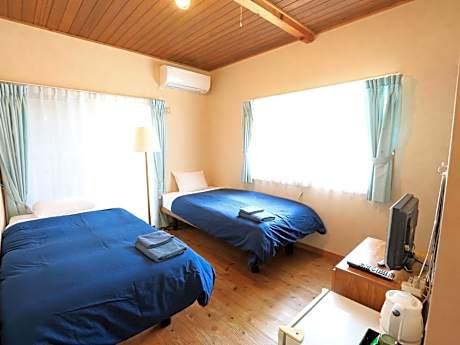 Log house Twin room, with Private Shower and Toilet