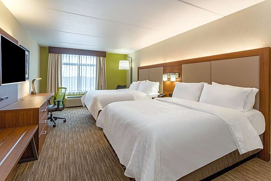 Holiday Inn Express and Suites Cedar Falls Waterloo By IHG