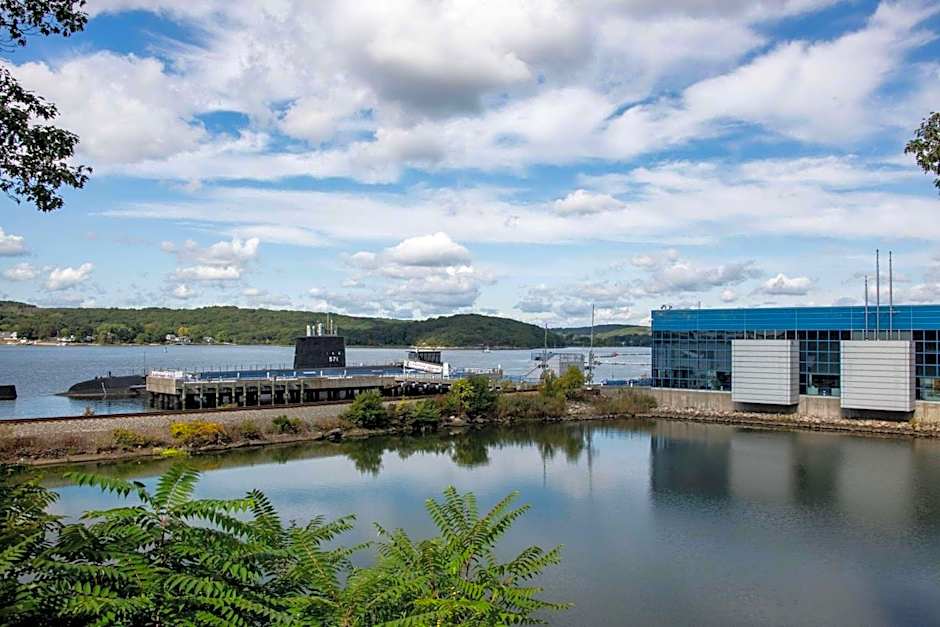 Ramada by Wyndham Groton/Mystic