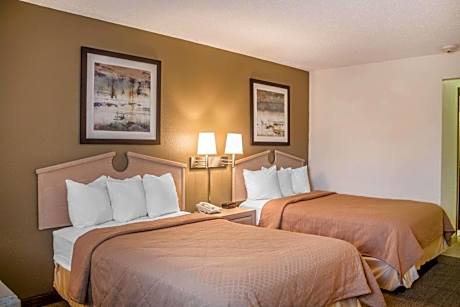 Double Room with Two Double Beds - Non-Smoking
