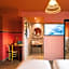 PAUL & PIA - Welcome Home Hotel