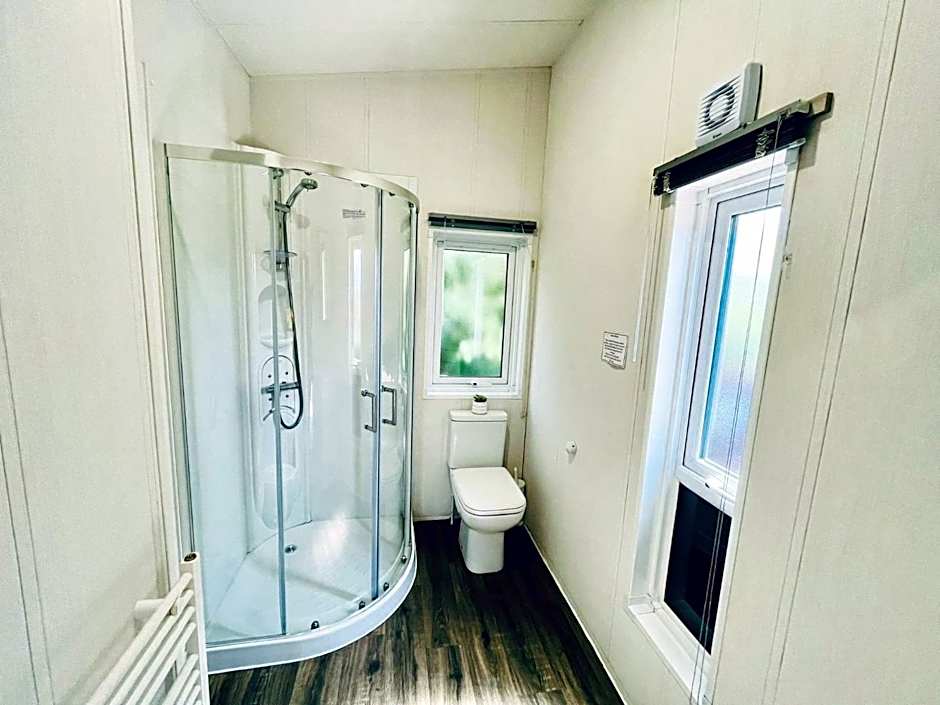 Black Bull Retreat, Barmston with Private Hot Tubs