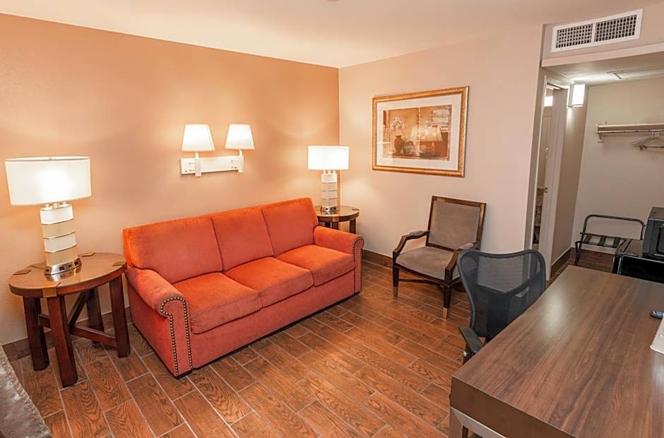 Budgetel Inn & Suites