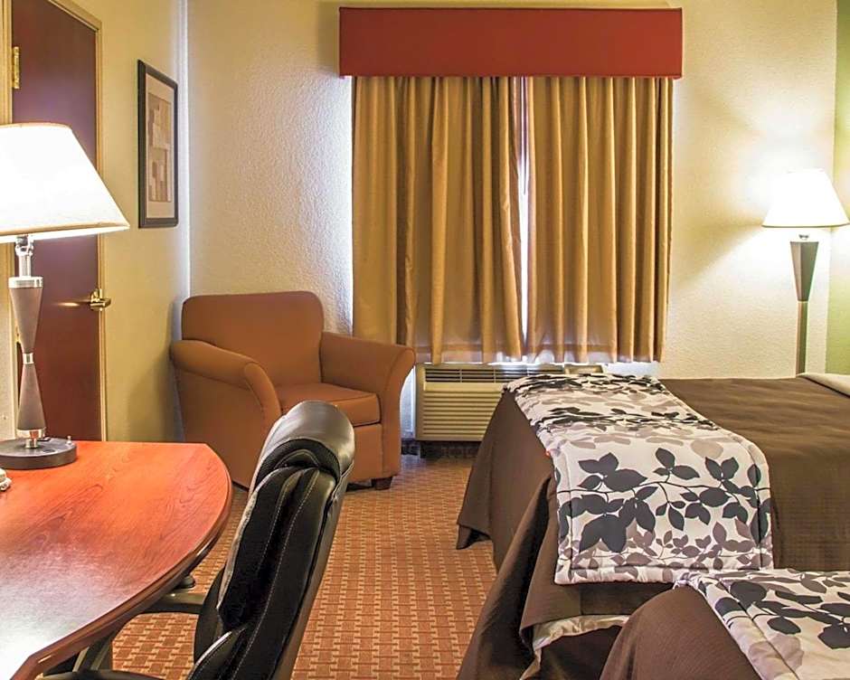 Sleep Inn And Suites At Six Flags