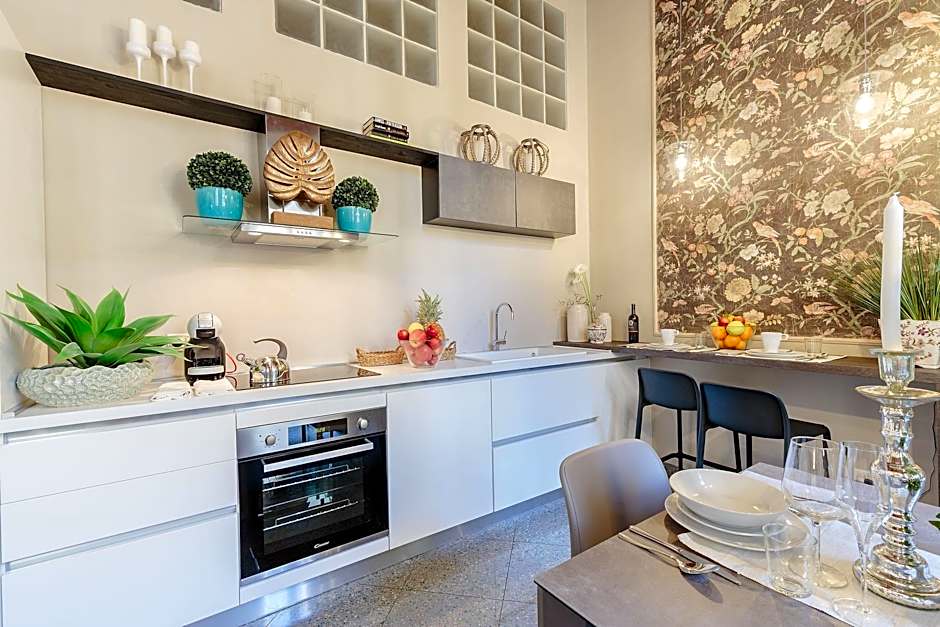Casa Arias in Lucca With 2 Bedrooms and 1 Bathrooms