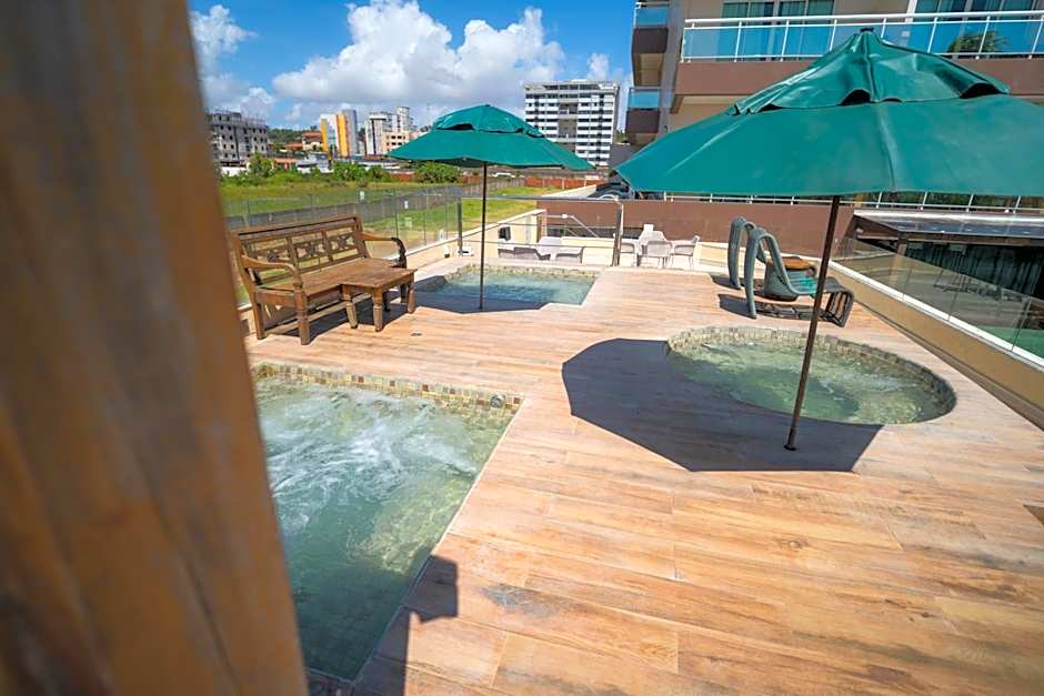 Crocobeach Hotel