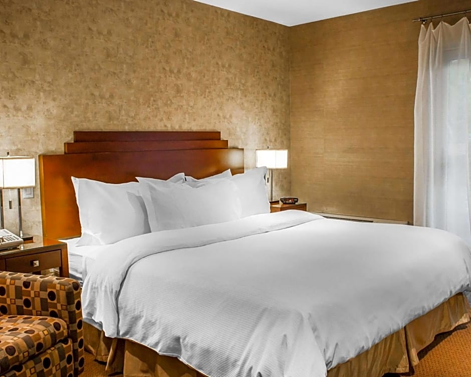 The Woodlands Inn, Ascend Hotel Collection