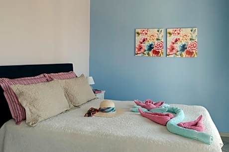 Deluxe Double Room with Balcony and Sea View