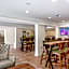 Olivia Palm Hotel