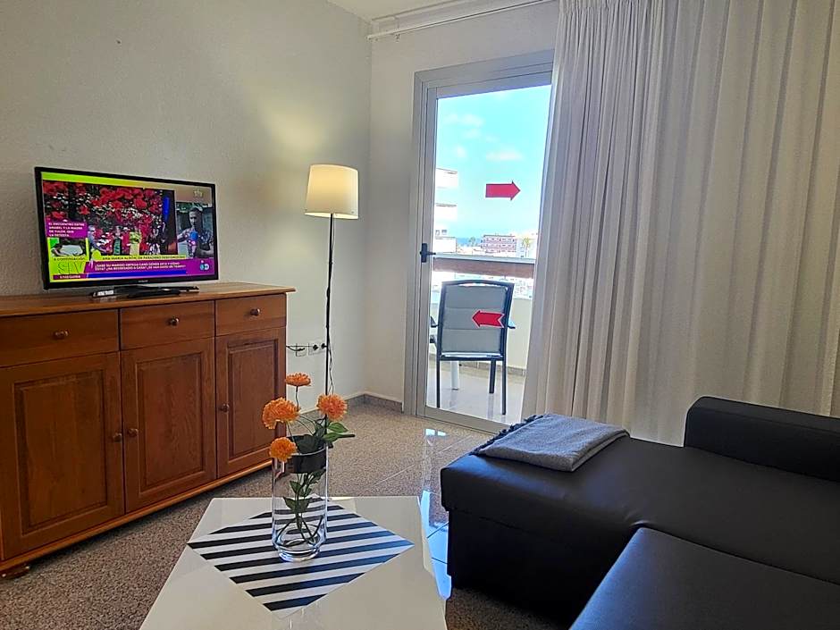 Las Camelias Apartments